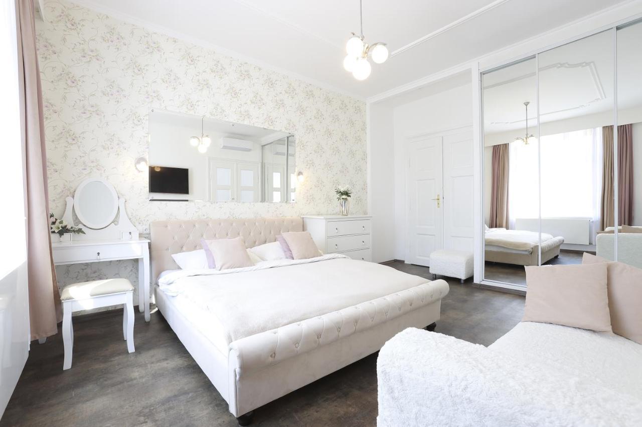 Wellness Pension Ametyst Cesky Krumlov Bagian luar foto